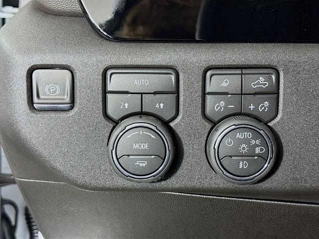 2026 Chevrolet Silverado 1500 Vehicle Photo in PUYALLUP, WA 98371-4149