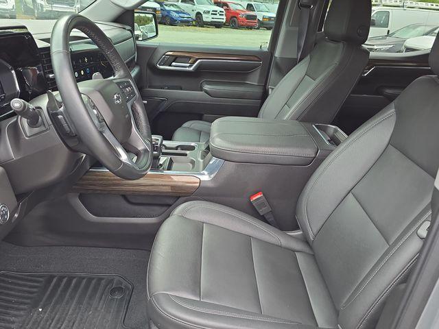 2023 Chevrolet Silverado 1500 Vehicle Photo in Pleasant Hills, PA 15236