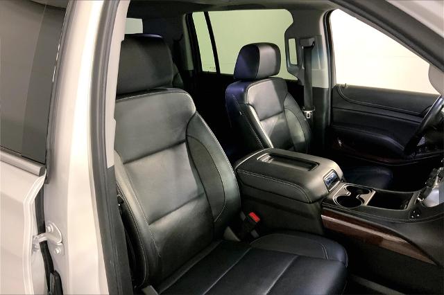 2020 GMC Yukon XL Vehicle Photo in Lees Summit, MO 64086