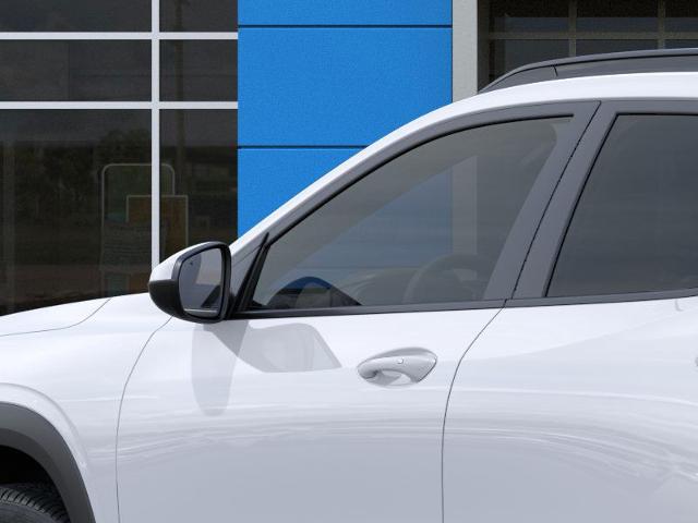 2025 Chevrolet Trax LT - 11