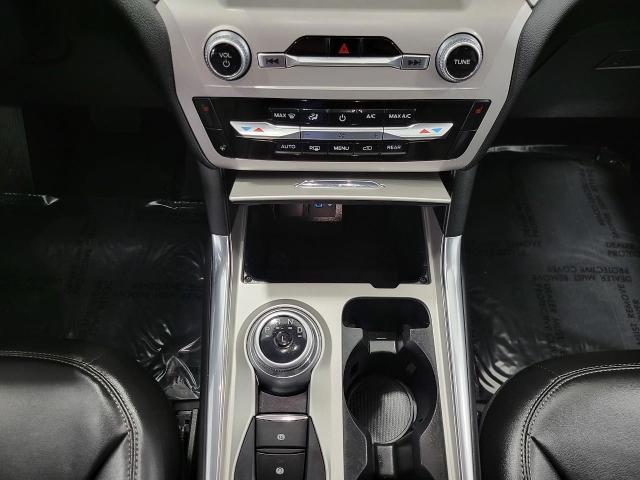2023 Ford Explorer Vehicle Photo in NEENAH, WI 54956-2243