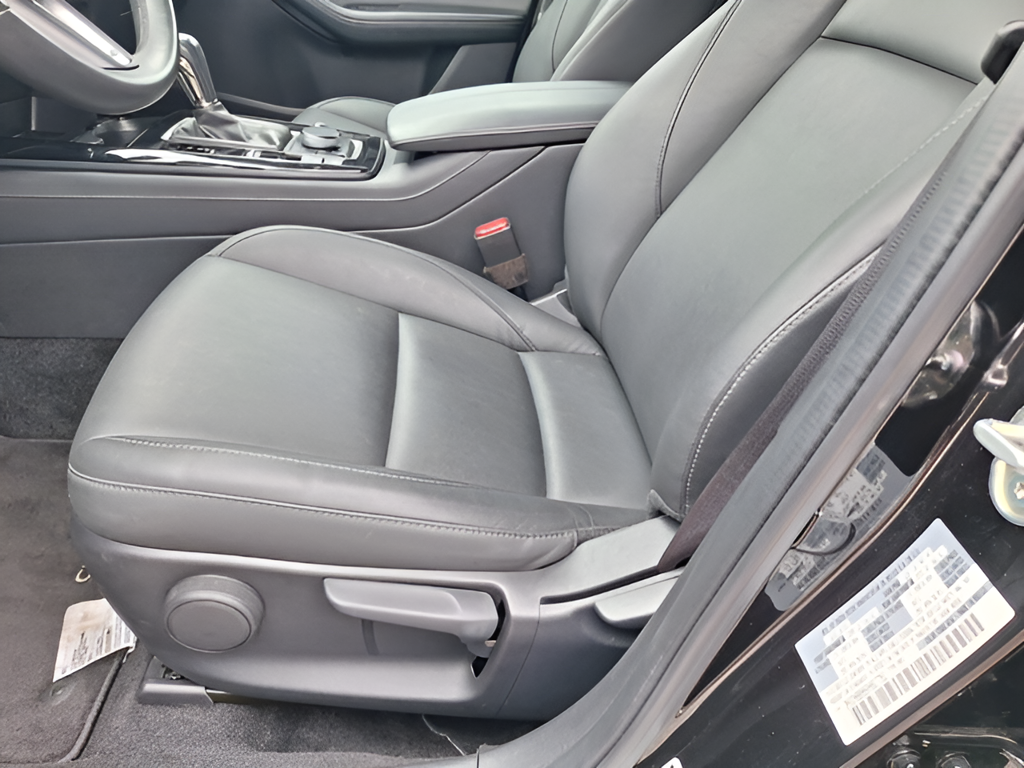 2024 Mazda Mazda CX-30 photo 27 of 30