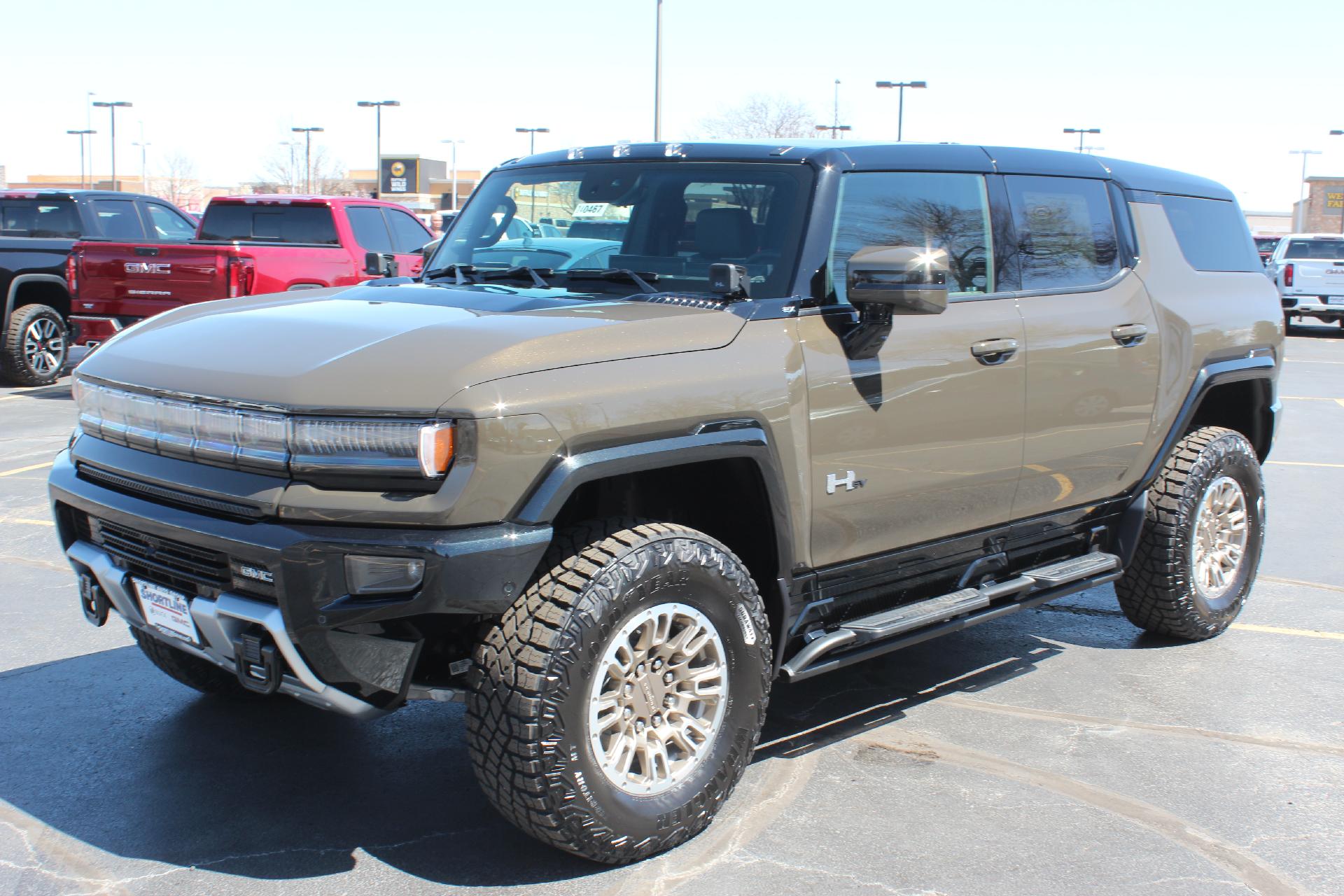 2024 GMC HUMMER EV SUV Vehicle Photo in AURORA, CO 80012-4011