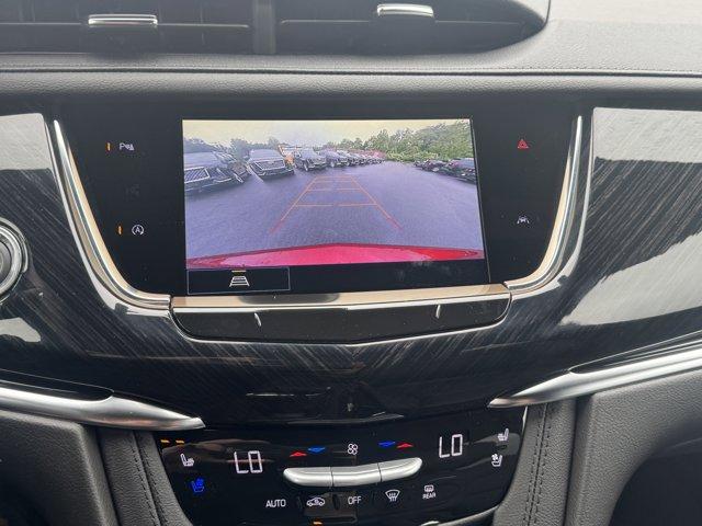 2025 Cadillac XT6 Vehicle Photo in LEOMINSTER, MA 01453-2952