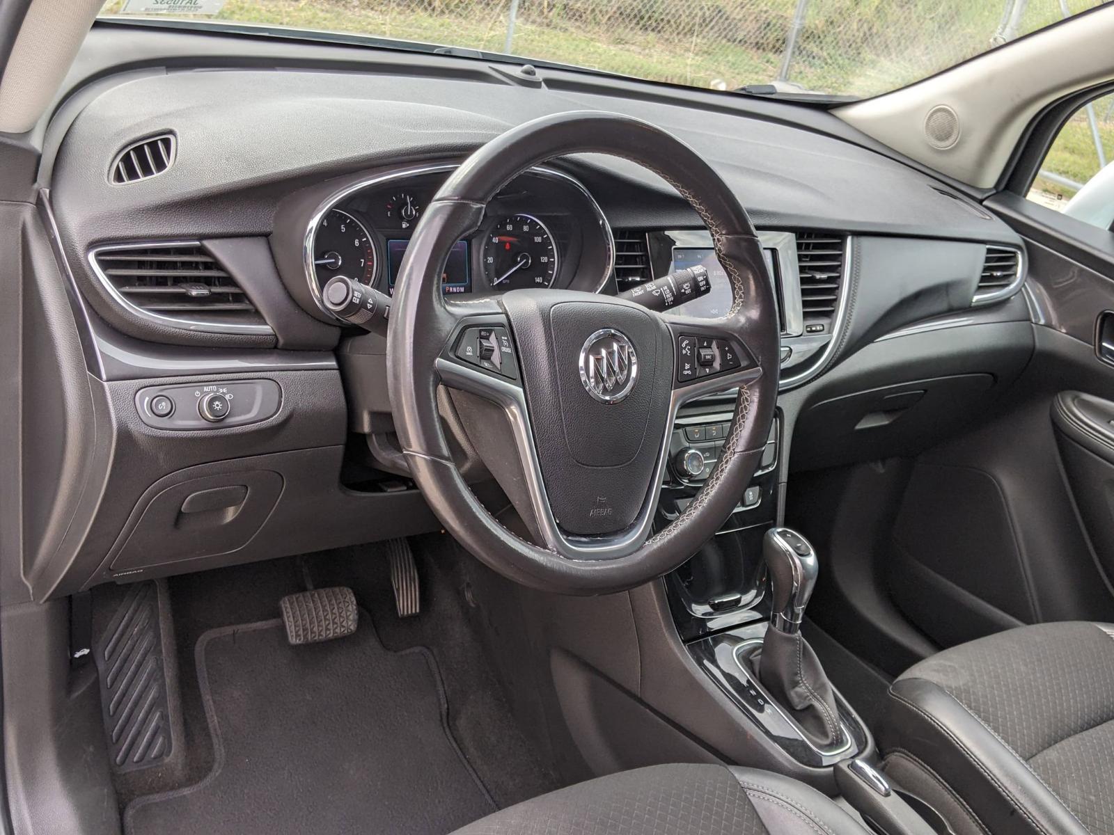 2022 Buick Encore Vehicle Photo in Seguin, TX 78155