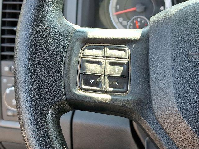 2014 Ram 1500 Vehicle Photo in DANBURY, CT 06810-5034