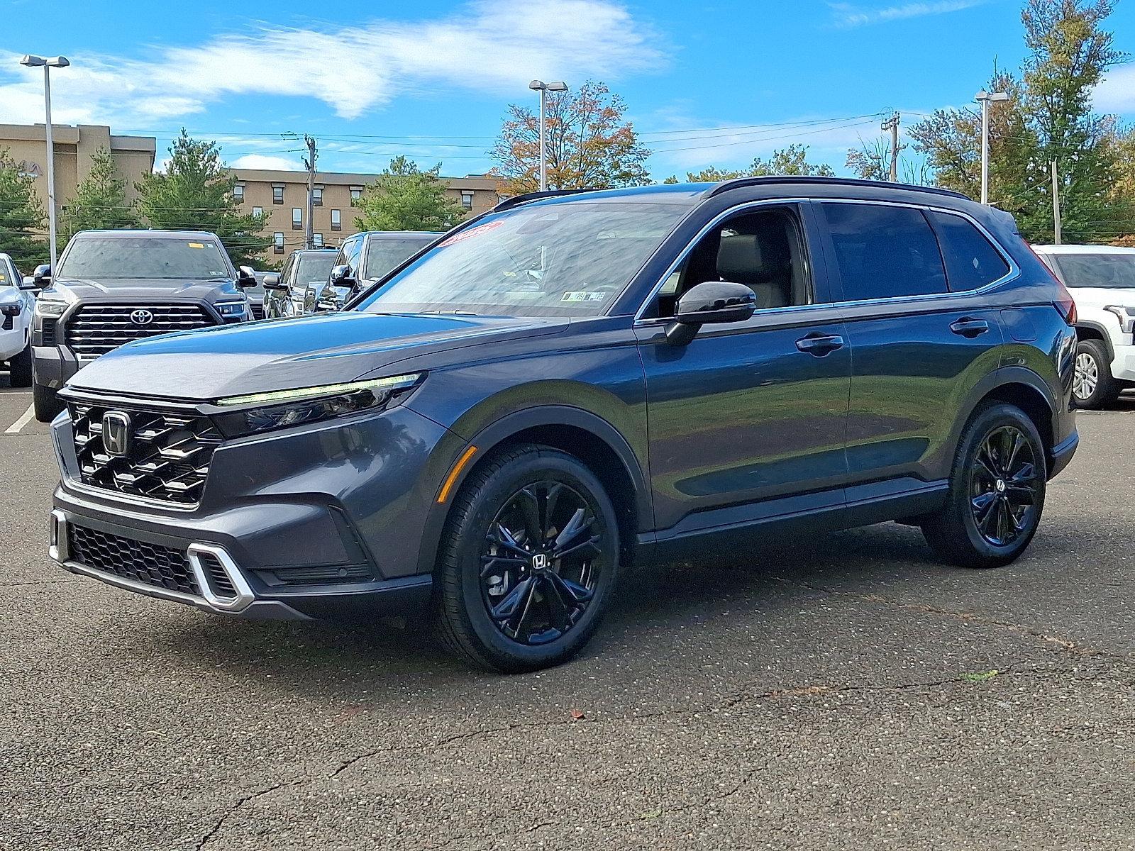2025 Honda CR-V Hybrid Vehicle Photo in Trevose, PA 19053