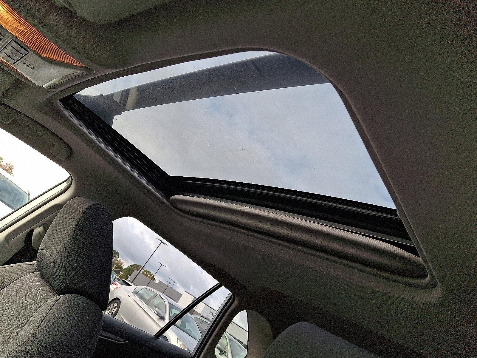 2020 Toyota RAV4 Vehicle Photo in Easton, PA 18045