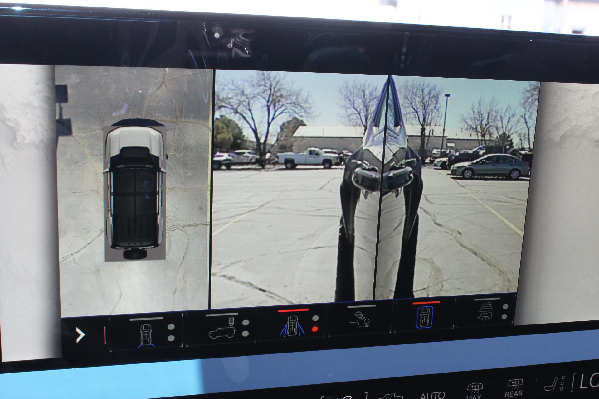 2024 GMC HUMMER EV SUV Vehicle Photo in AURORA, CO 80012-4011