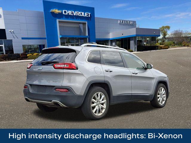 2017 Jeep Cherokee Vehicle Photo in DANBURY, CT 06810-5034