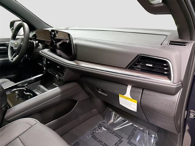 2025 Chevrolet Suburban Vehicle Photo in EVERETT, WA 98203-5662