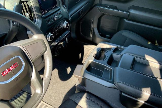 2025 GMC Sierra 1500 Vehicle Photo in TOPEKA, KS 66609-0000