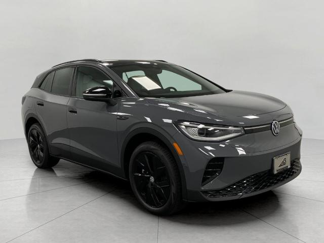 2025 Volkswagen ID.4 Vehicle Photo in Neenah, WI 54956