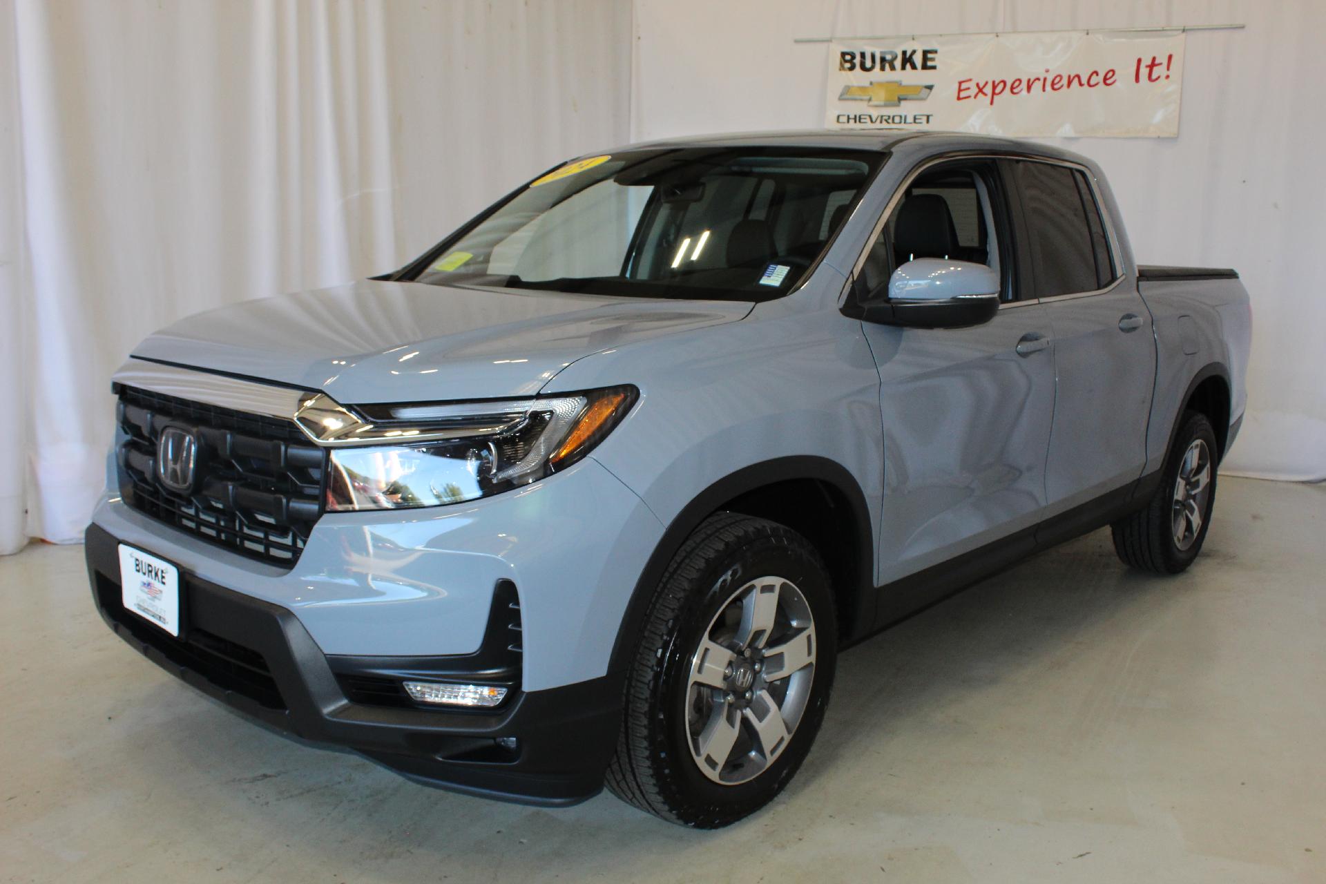 2024 Honda Ridgeline Vehicle Photo in NORTHAMPTON, MA 01060-1120