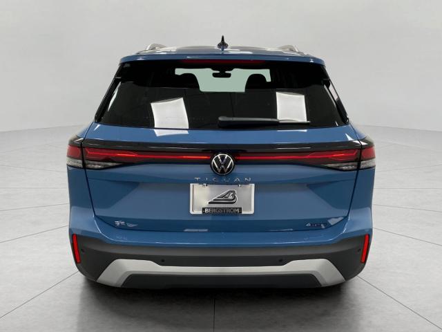 2025 Volkswagen Tiguan Vehicle Photo in Appleton, WI 54913