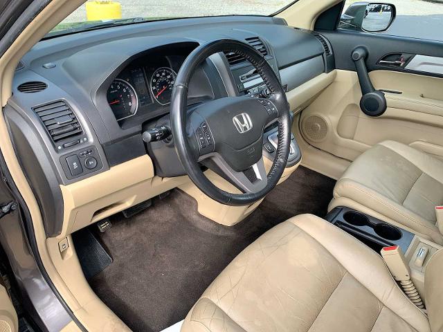 2010 Honda CR-V Vehicle Photo in MOON TOWNSHIP, PA 15108-2571
