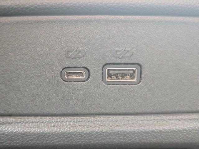 2025 Chevrolet Trax Vehicle Photo in BRUNSWICK, GA 31525-1881