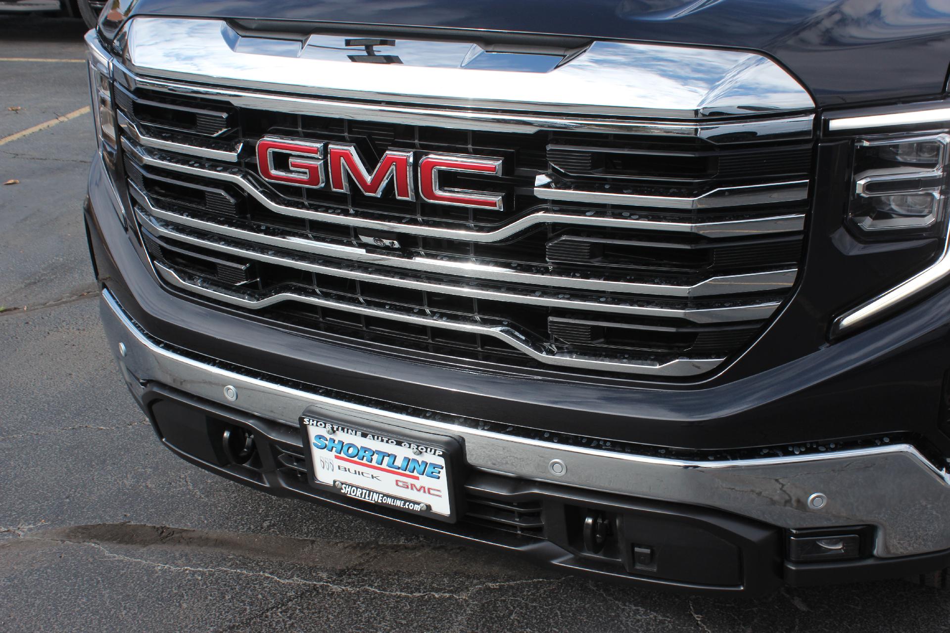 2026 GMC Sierra 1500 Vehicle Photo in AURORA, CO 80012-4011