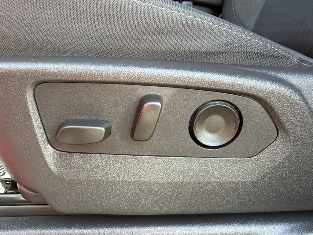 2025 GMC Sierra 2500 HD photo 29 of 34
