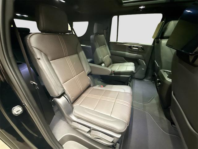 2026 Chevrolet Suburban Vehicle Photo in EVERETT, WA 98203-5662