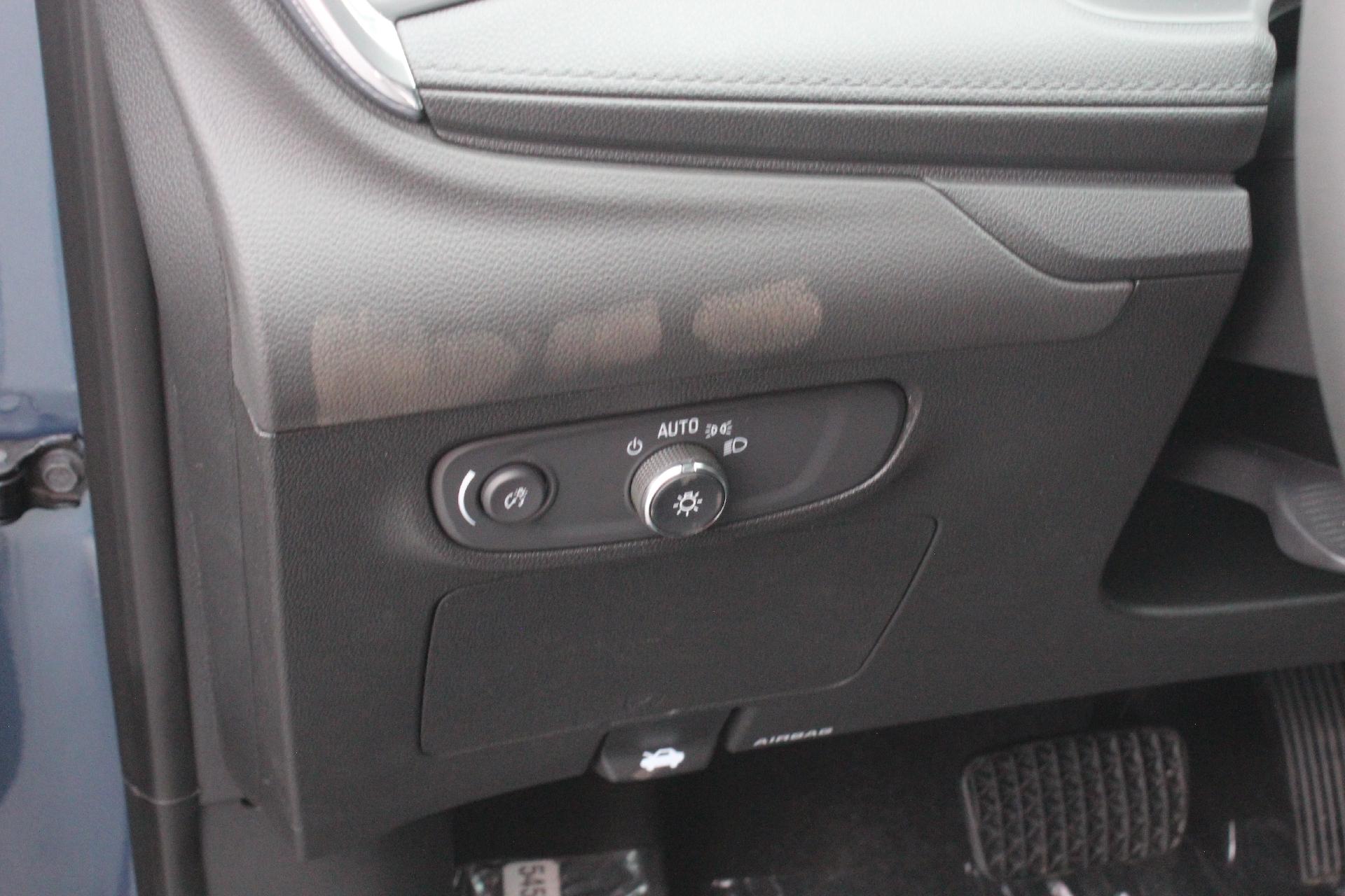 2026 Buick Encore GX Vehicle Photo in AURORA, CO 80012-4011