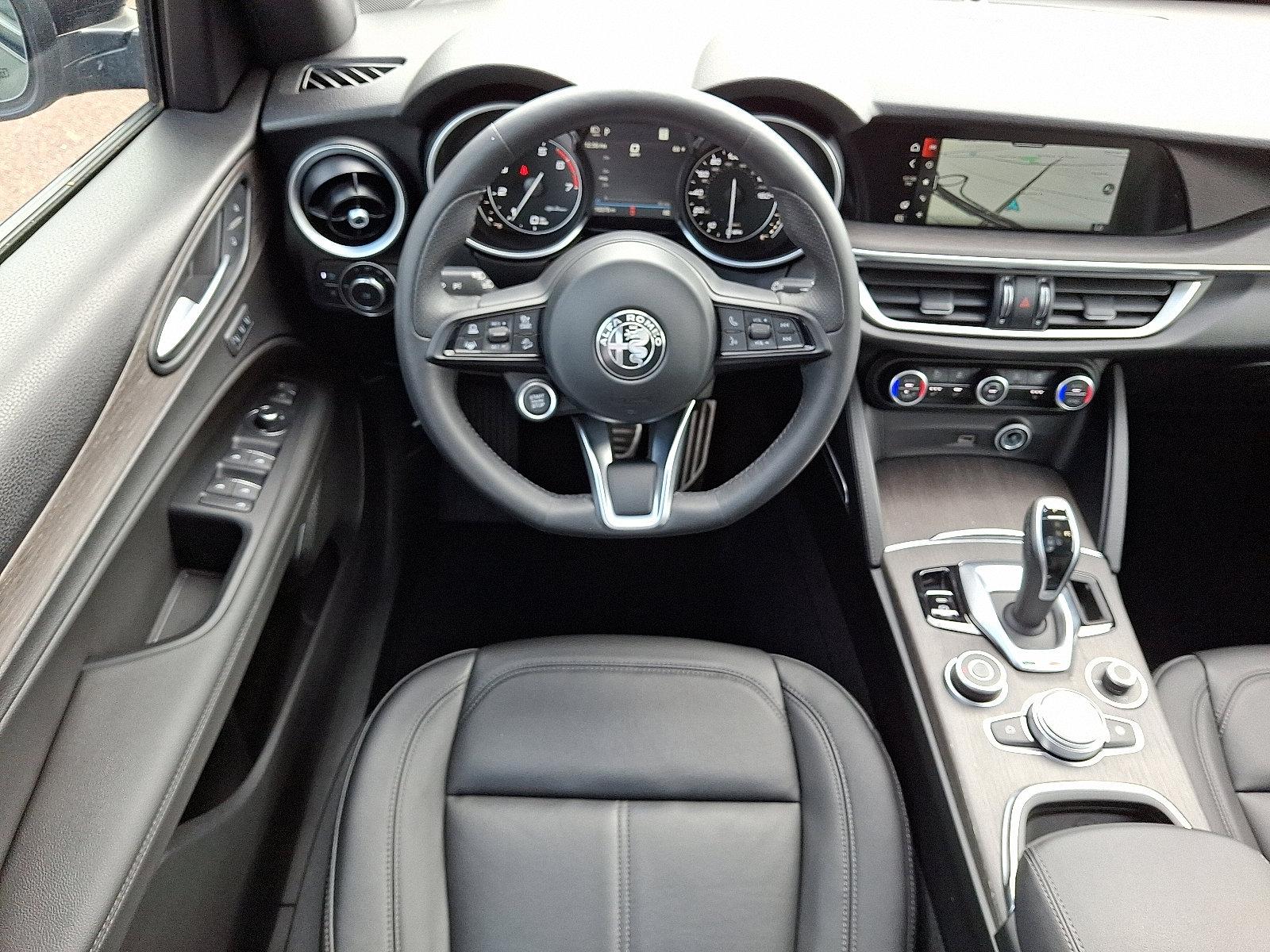 2022 Alfa Romeo Stelvio Vehicle Photo in Willow Grove, PA 19090