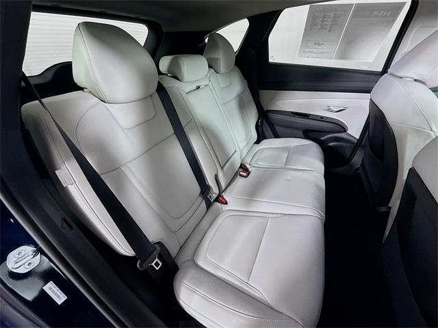 2025 Hyundai TUCSON Hybrid Vehicle Photo in Everett, WA 98204