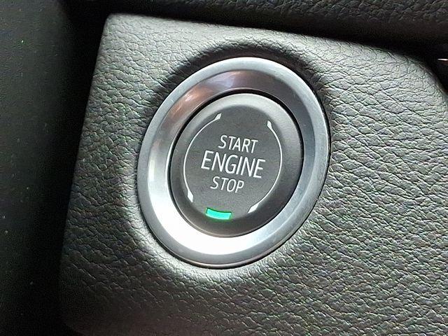 2024 Cadillac XT4 Vehicle Photo in DANBURY, CT 06810-5034
