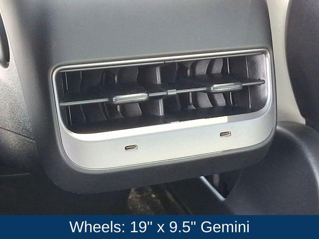 2021 Tesla Model Y Vehicle Photo in DANBURY, CT 06810-5034