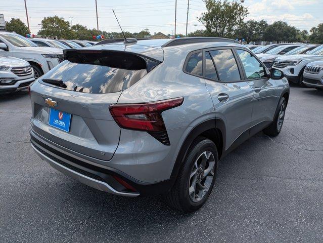 2024 Chevrolet Trax Vehicle Photo in BRUNSWICK, GA 31525-1881