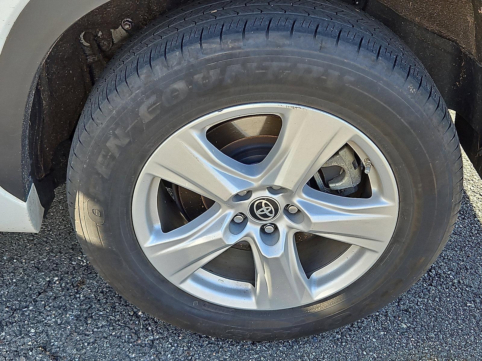 2022 Toyota Highlander Vehicle Photo in Trevose, PA 19053