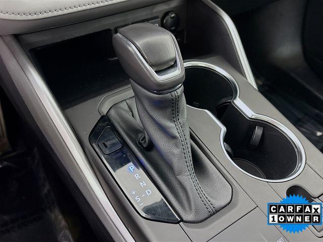 2021 Toyota Highlander Vehicle Photo in Puyallup, WA 98371