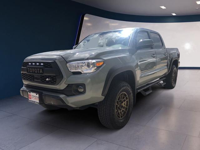 2023 Toyota Tacoma 4WD Vehicle Photo in LAREDO, TX 78041-0006