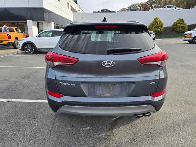 2018 Hyundai TUCSON Vehicle Photo in Pleasant Hills, PA 15236