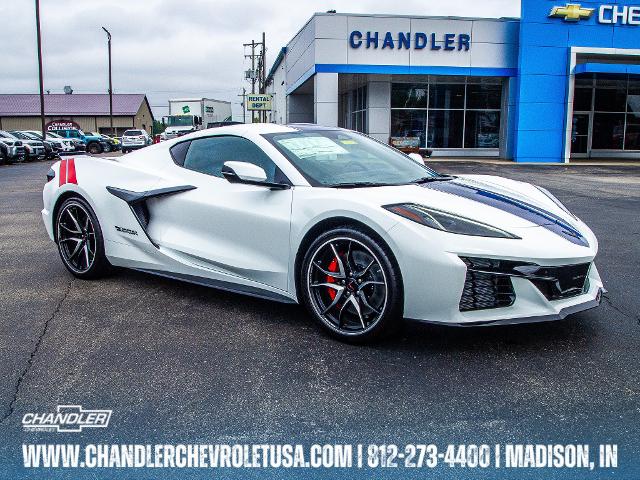 2027 Chevrolet Corvette Grand Sport Vehicle Photo in MADISON, IN 47250-1611