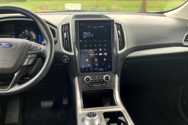 2023 Ford Edge Vehicle Photo in TOPEKA, KS 66609-0000