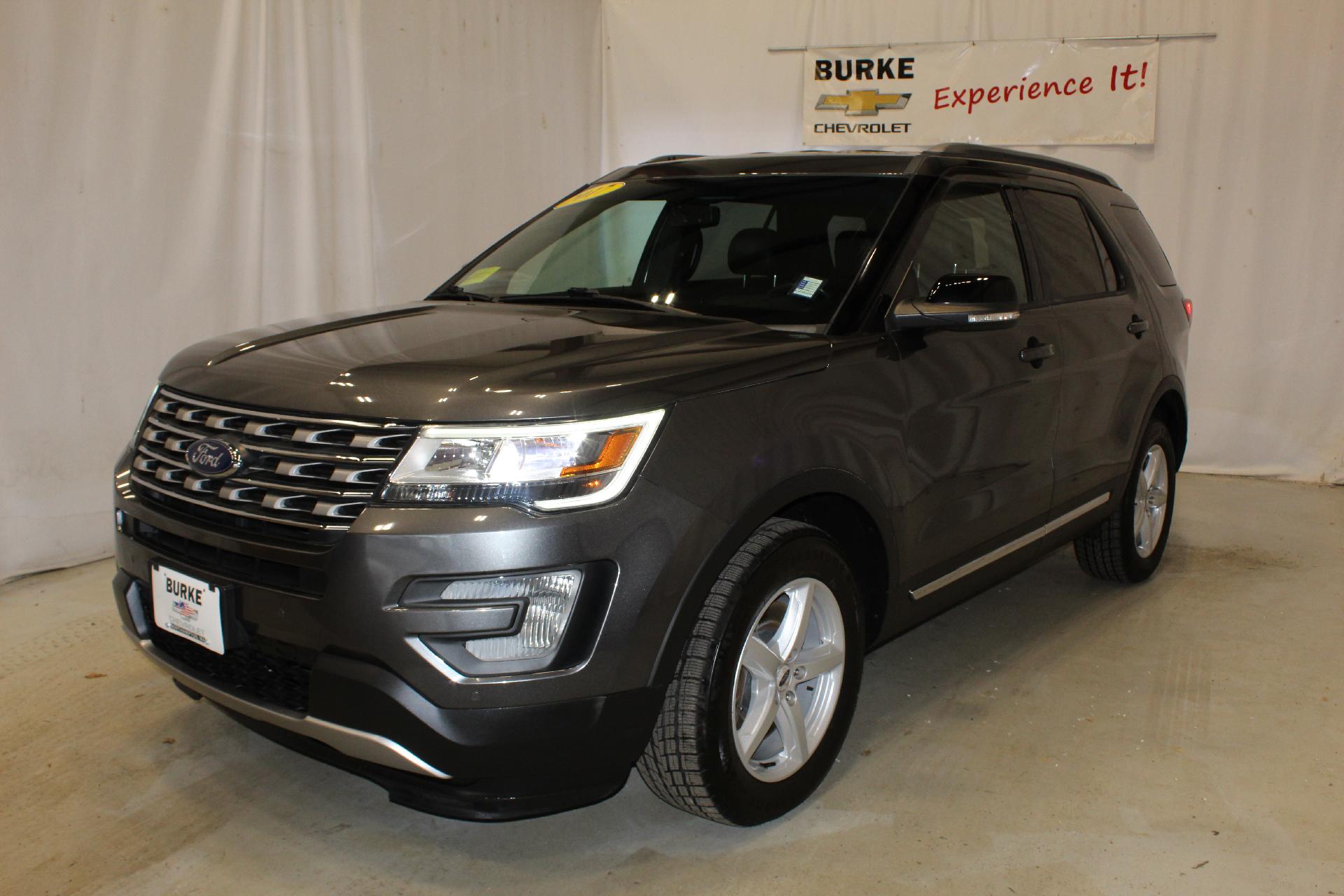 2017 Ford Explorer Vehicle Photo in NORTHAMPTON, MA 01060-1120