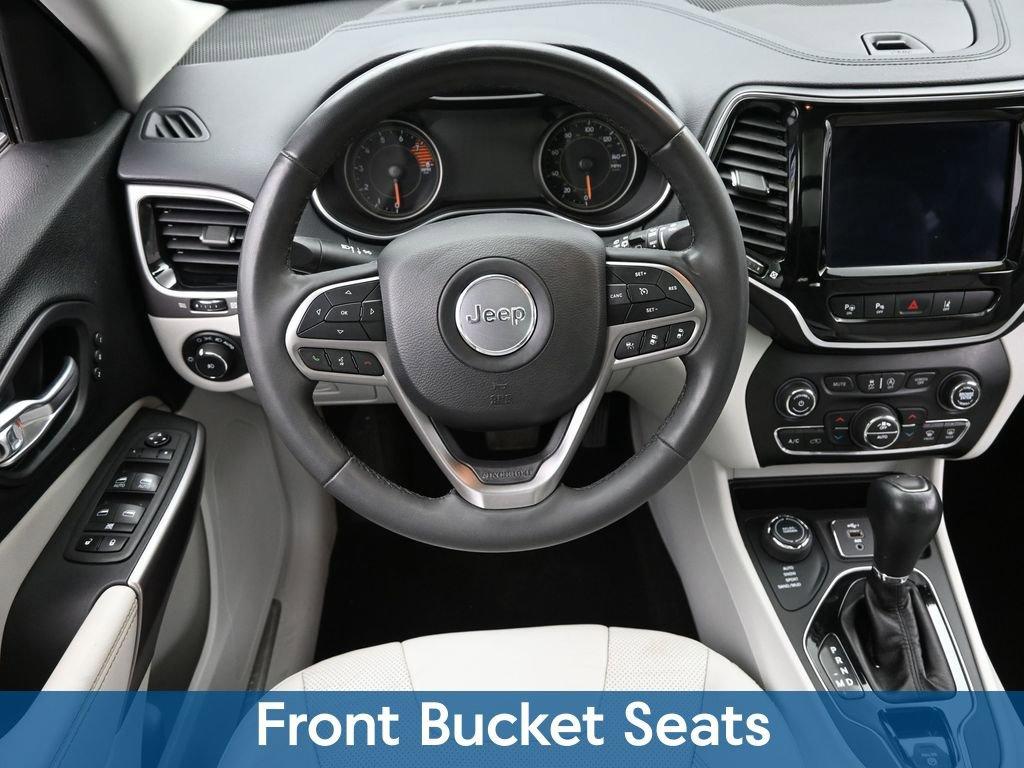 2021 Jeep Cherokee Vehicle Photo in Cedar Rapids, IA 52402