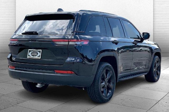 2023 Jeep Grand Cherokee Vehicle Photo in Kansas City, MO 64114