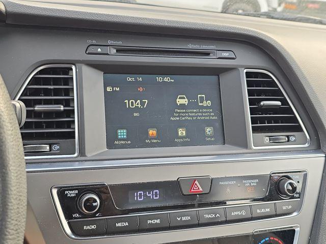 2016 Hyundai SONATA Vehicle Photo in Pleasant Hills, PA 15236