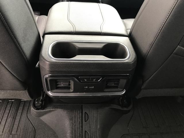 2023 GMC Sierra 1500 Vehicle Photo in GREEN BAY, WI 54303-3330