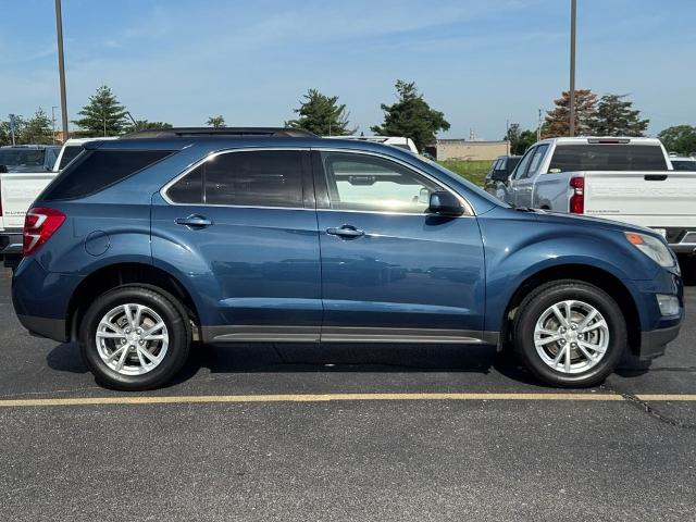 2017 Chevrolet Equinox Vehicle Photo in COLUMBIA, MO 65203-3903
