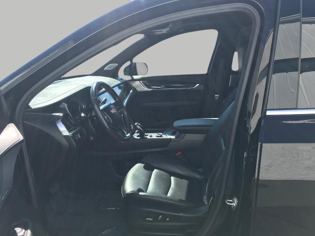 2025 Cadillac XT6 Vehicle Photo in GREEN BAY, WI 54303-3330