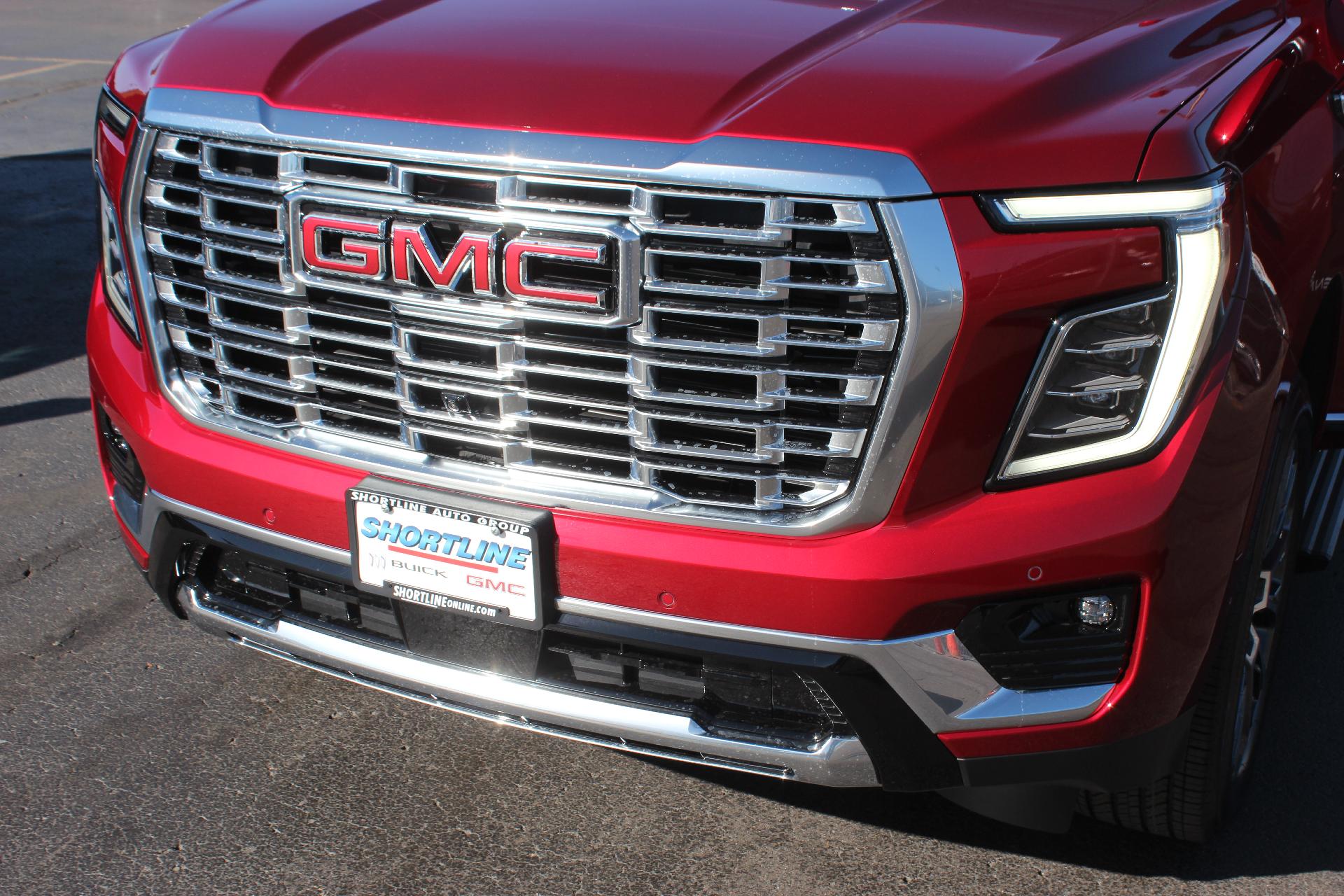 2026 GMC Yukon Vehicle Photo in AURORA, CO 80012-4011