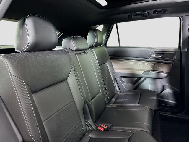 2023 Volkswagen Atlas Cross Sport Vehicle Photo in Puyallup, WA 98371