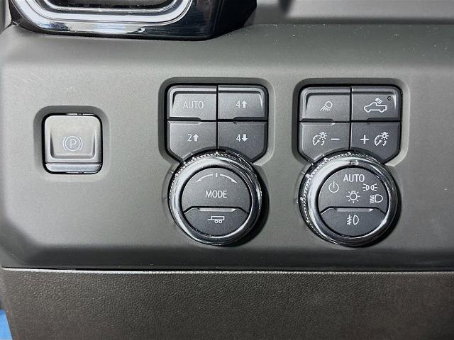 2024 GMC Sierra 3500 HD Vehicle Photo in PUYALLUP, WA 98371-4149