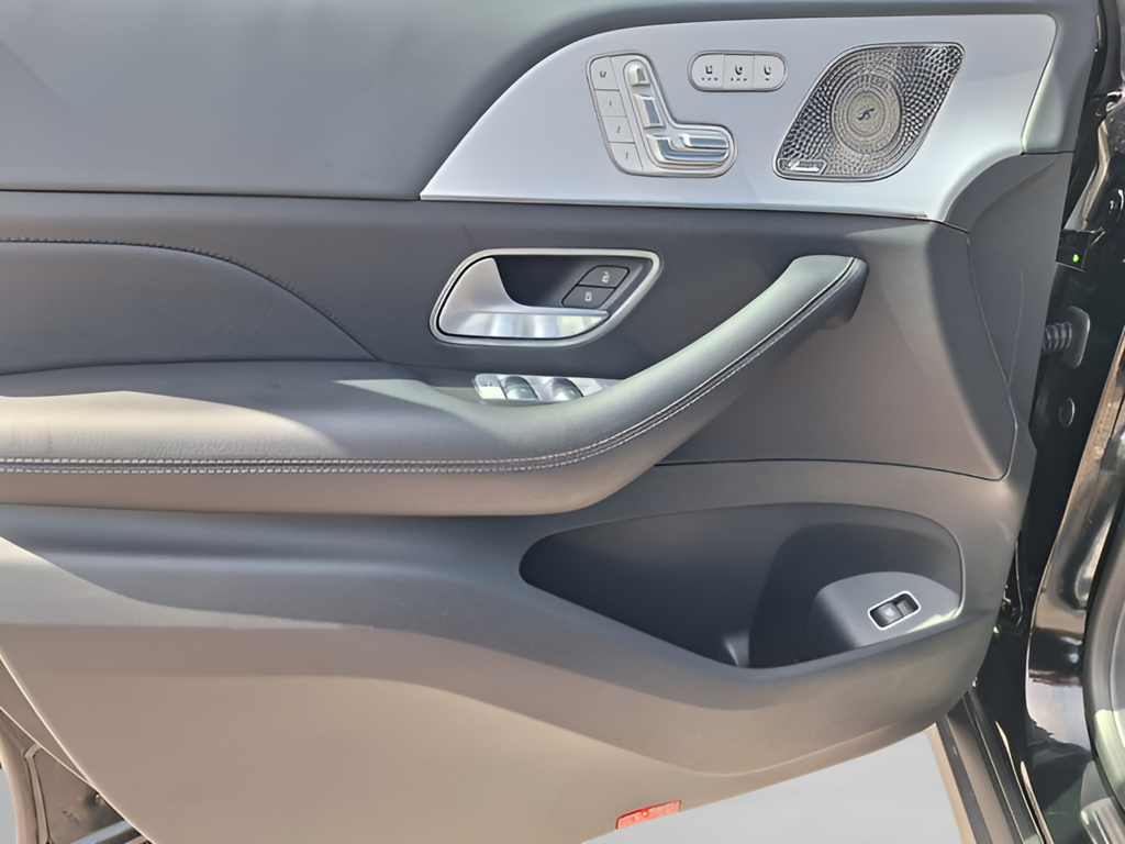 2024 Mercedes-Benz GLE photo 29 of 31