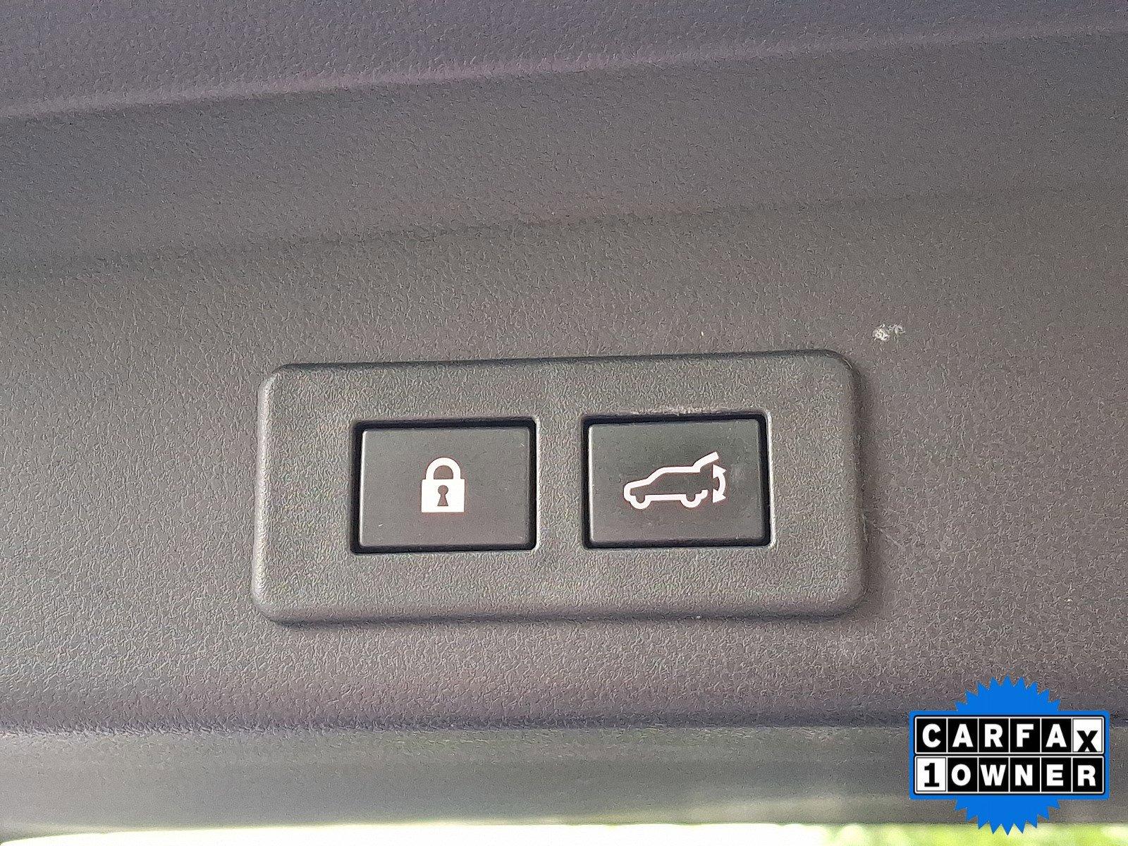 2022 Subaru Ascent Vehicle Photo in Harrisburg, PA 17111