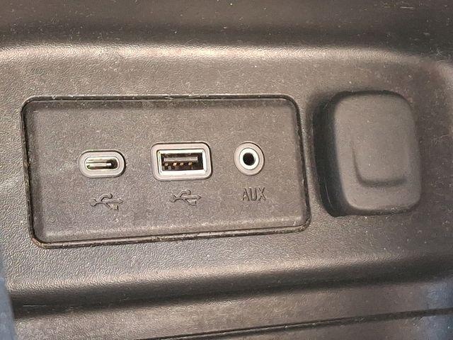 2019 Chevrolet Equinox Vehicle Photo in DANBURY, CT 06810-5034