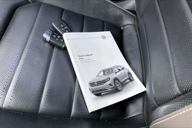 2023 Volkswagen Atlas Vehicle Photo in INDEPENDENCE, MO 64055-1314